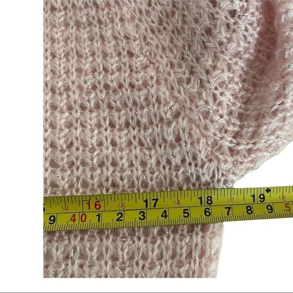 Vintage Handknit puff shoulder pink wool sweater - Picture 4 of 5